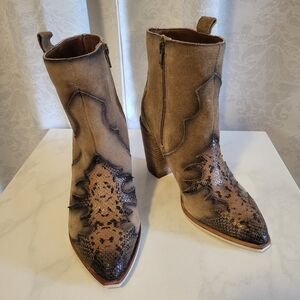 Crevo Women Genuine Suede Leather Lizard, Size 8, Tan, Multicolor, Cowboy